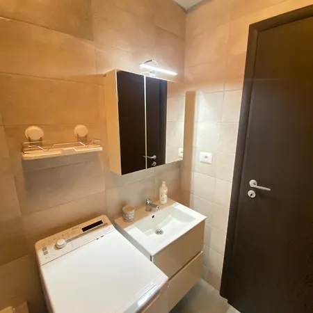 Apartment At Carol Park Bucharest